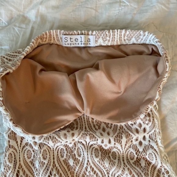 Beautiful padded MiniDress - Picture 2 of 6